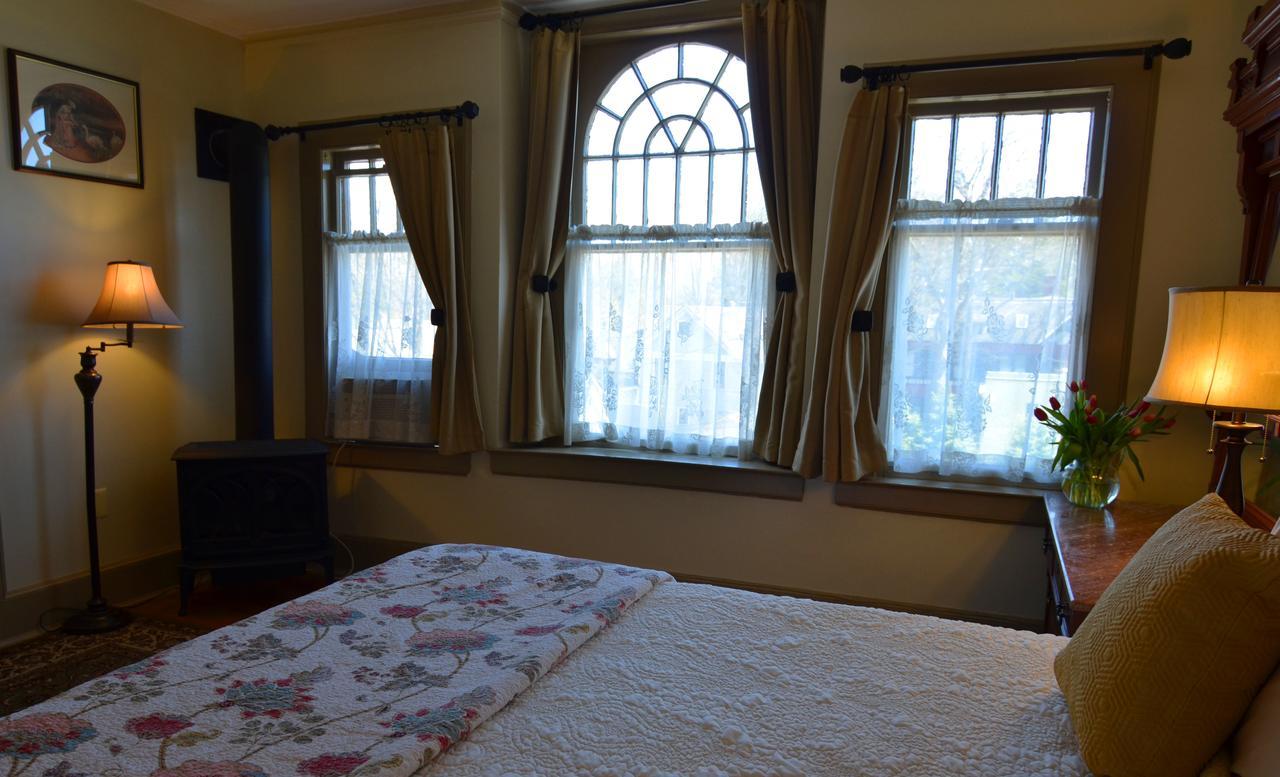 מלון סאראטוגה ספרינגס Union Gables (Adults Only) חדר תמונה