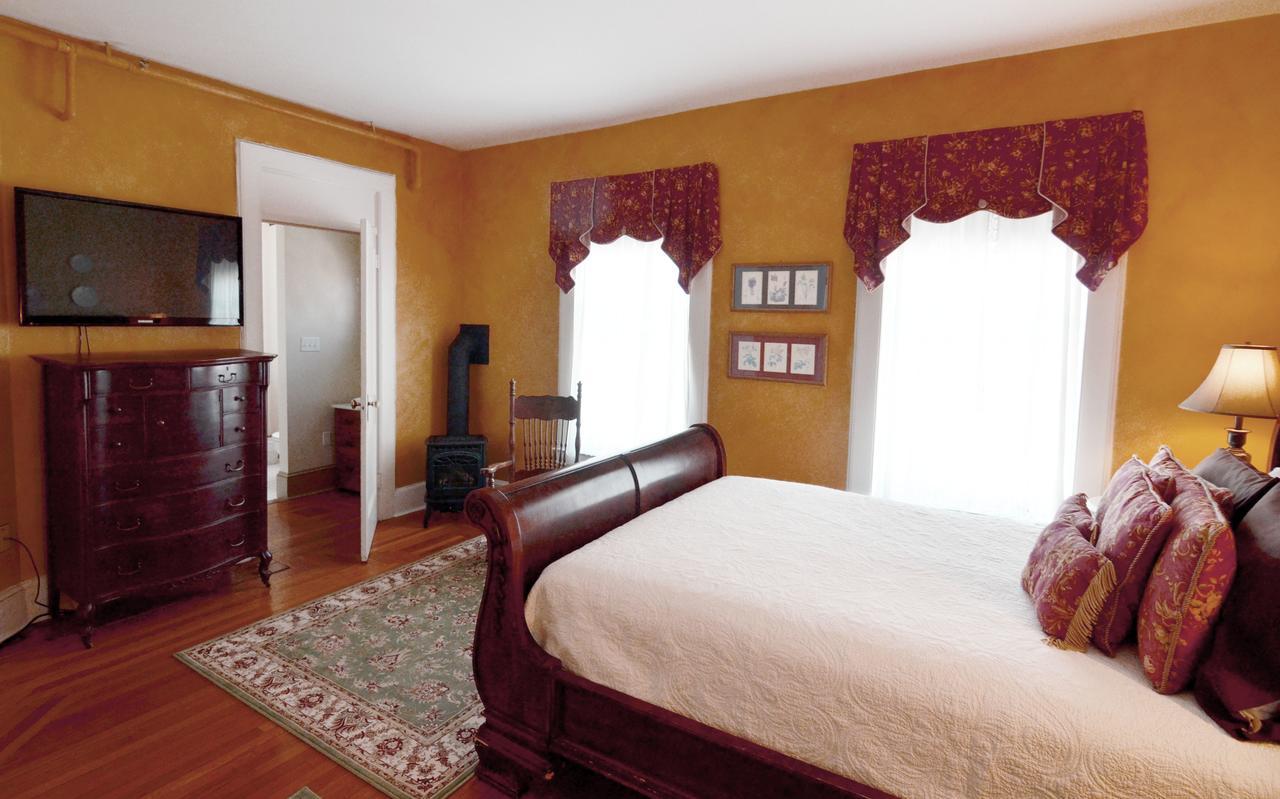 מלון סאראטוגה ספרינגס Union Gables (Adults Only) חדר תמונה